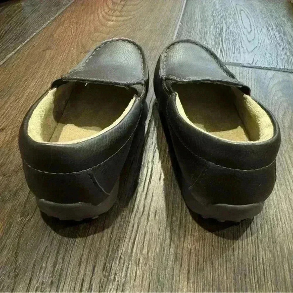 Boys Slip On Dress Shoes - Dk Brown - Size 11 - Picture 3 of 5